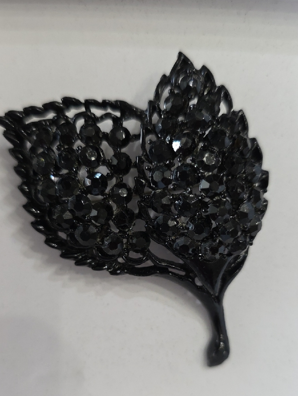 Vintage Antique Black Rhinestones Leaves Brooch Pin Japanned Gothic Retro EUC